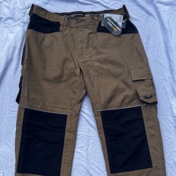 SOLD.  Helly Hansen Chelsea WorkWear Pants - Picture 2 of 3